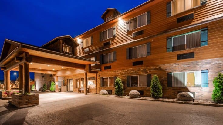 10 Cool Hotels in Minocqua, Wisconsin - Paulina on the road