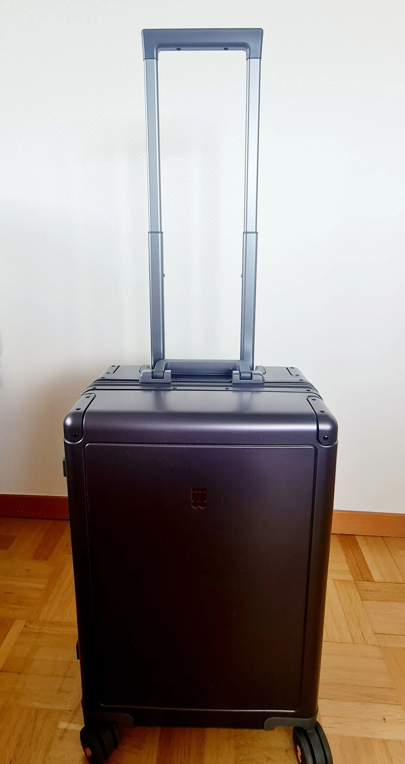 level8 luggage review (1)