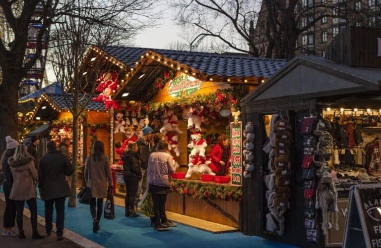 15 Most Magical Christmas Markets in Wisconsin Paulina on the road