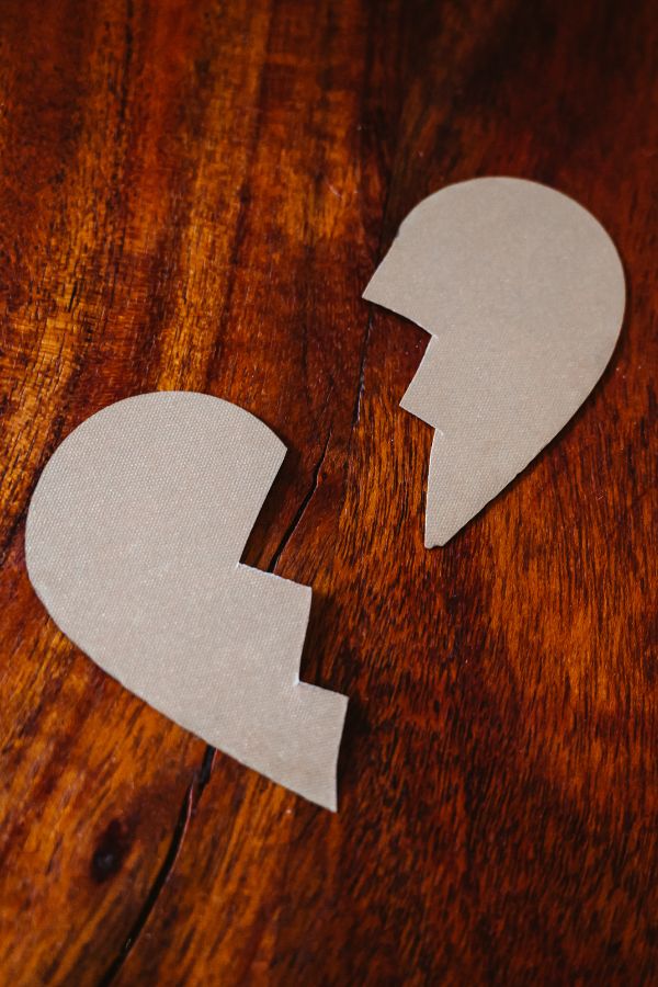paper heart cut in half zig-zag style