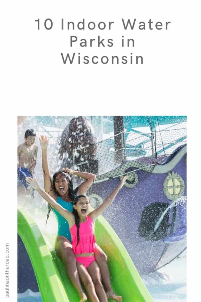 a pin with kids having fun at an one of the best indoor water parks in Wisconsin. 