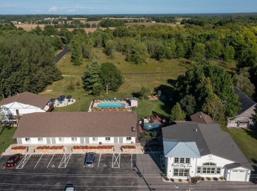aerial view of the Sister Bay Inn in Wisconsin