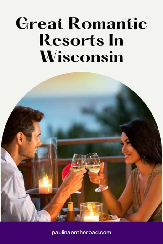 a pin with a couple having dinner at one of the most romantic resorts in Wisconsin