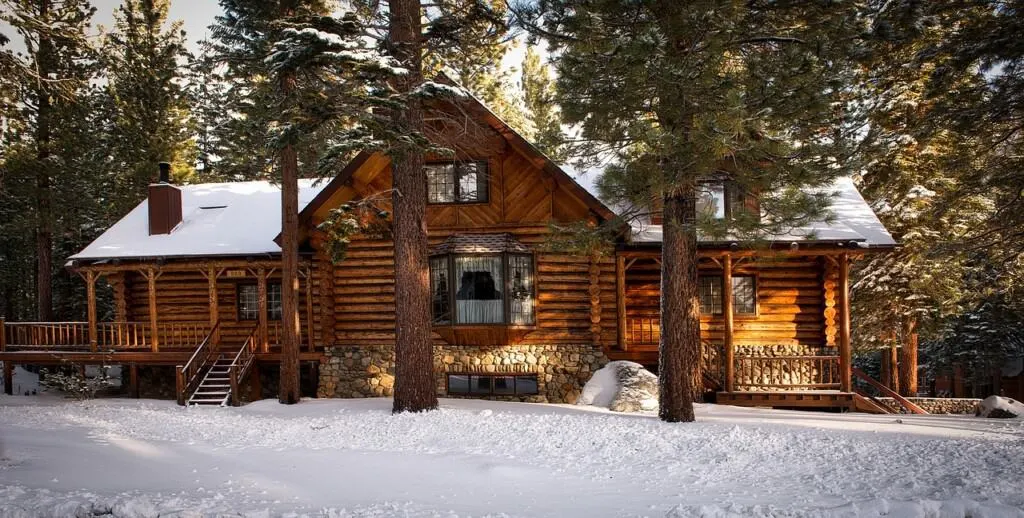 exterior of a cabin in winter, cool cabins in Wisconsin
